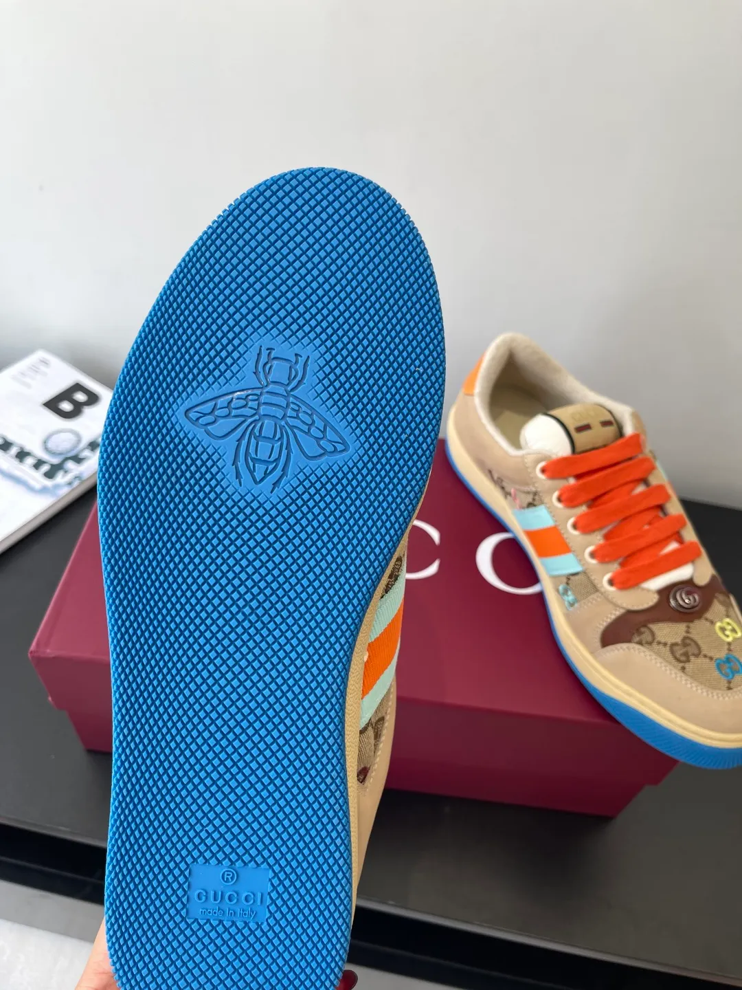 👟👟Ex-factory price 600👟👟 Gucci newly upgraded small dirty shoes for couples GG series old casual small dirty shoes catwalk style original development and purchase level version Metal double G crystal cylindrical logo Gucci original pattern ribbon Exclusive color rubbed cowhide fabric original terry cloth is delicate, soft and more comfortable and breathable Private molded two-color original TPU outsole (lower layer is wider, upper layer is narrower) Code number: 35-44